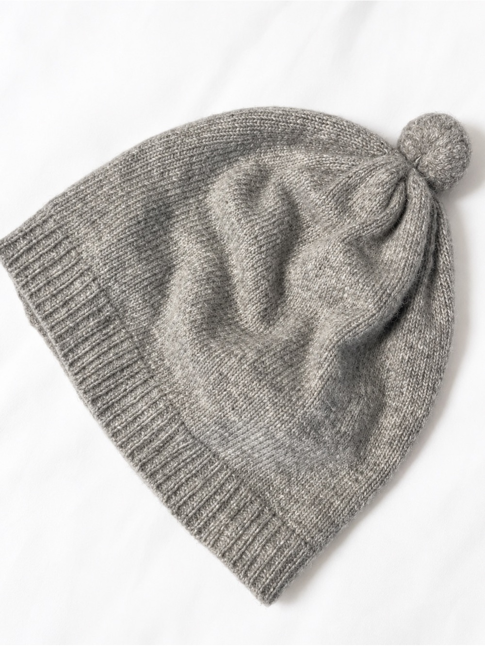 Pappus Women’s Heather Gray Knit Pom Beanie